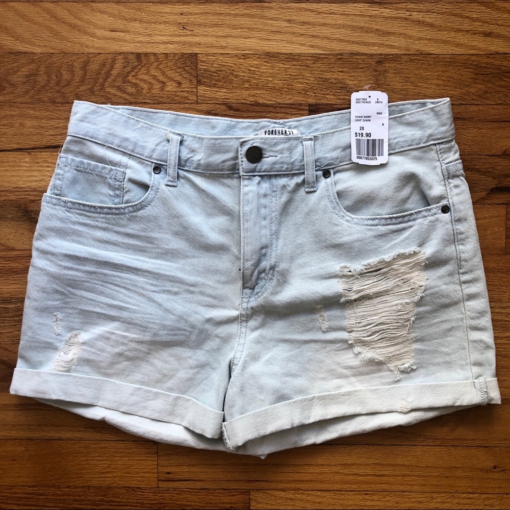 Forever 21 Light Denim Shorts- Size 28- NWT!